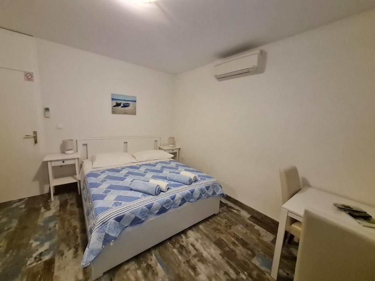 Rooms Andelka โบล ห้อง รูปภาพ